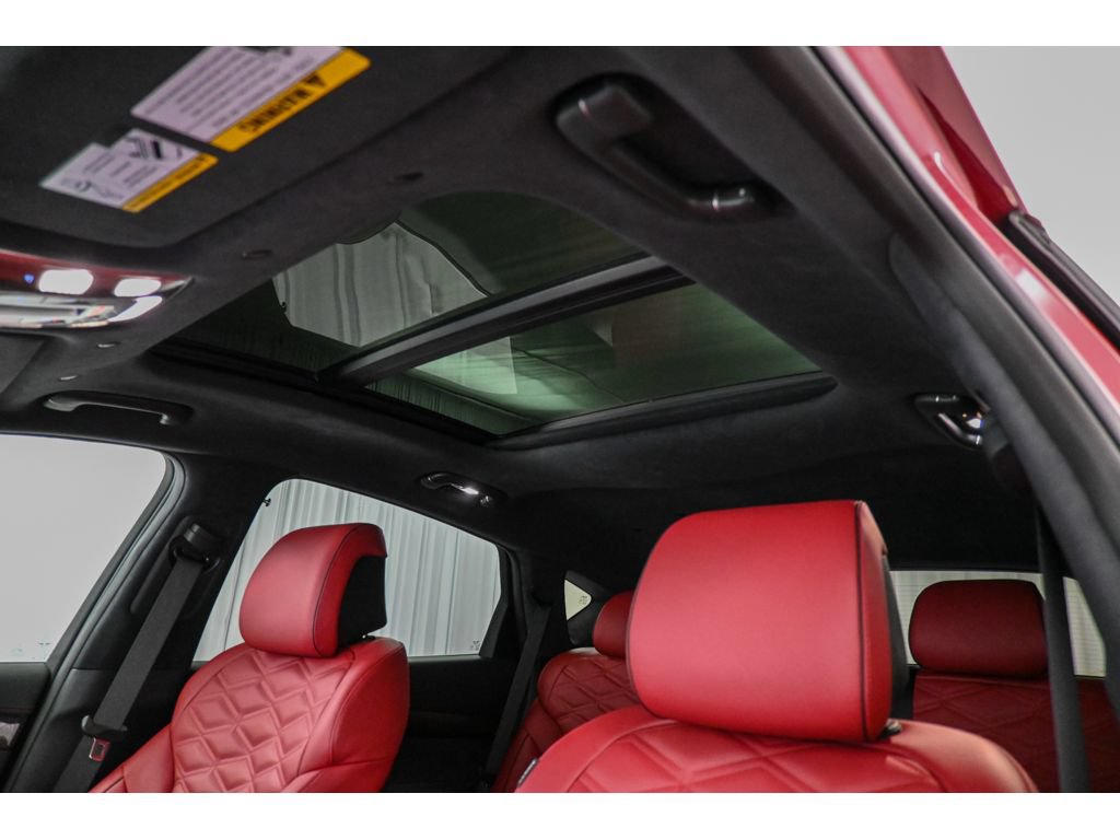 Used 2025 Genesis GV80 3.5T e-SC AWD/4WD image 11