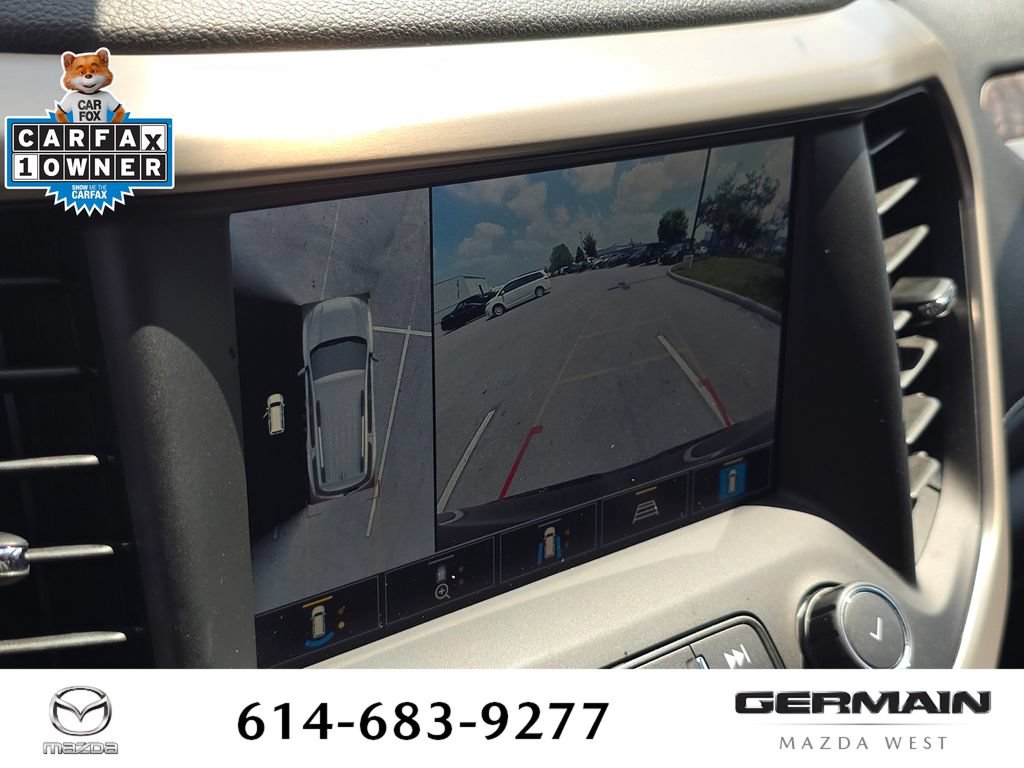 Used 2021 GMC Acadia Denali w/ Denali Technology Package FWD image 33