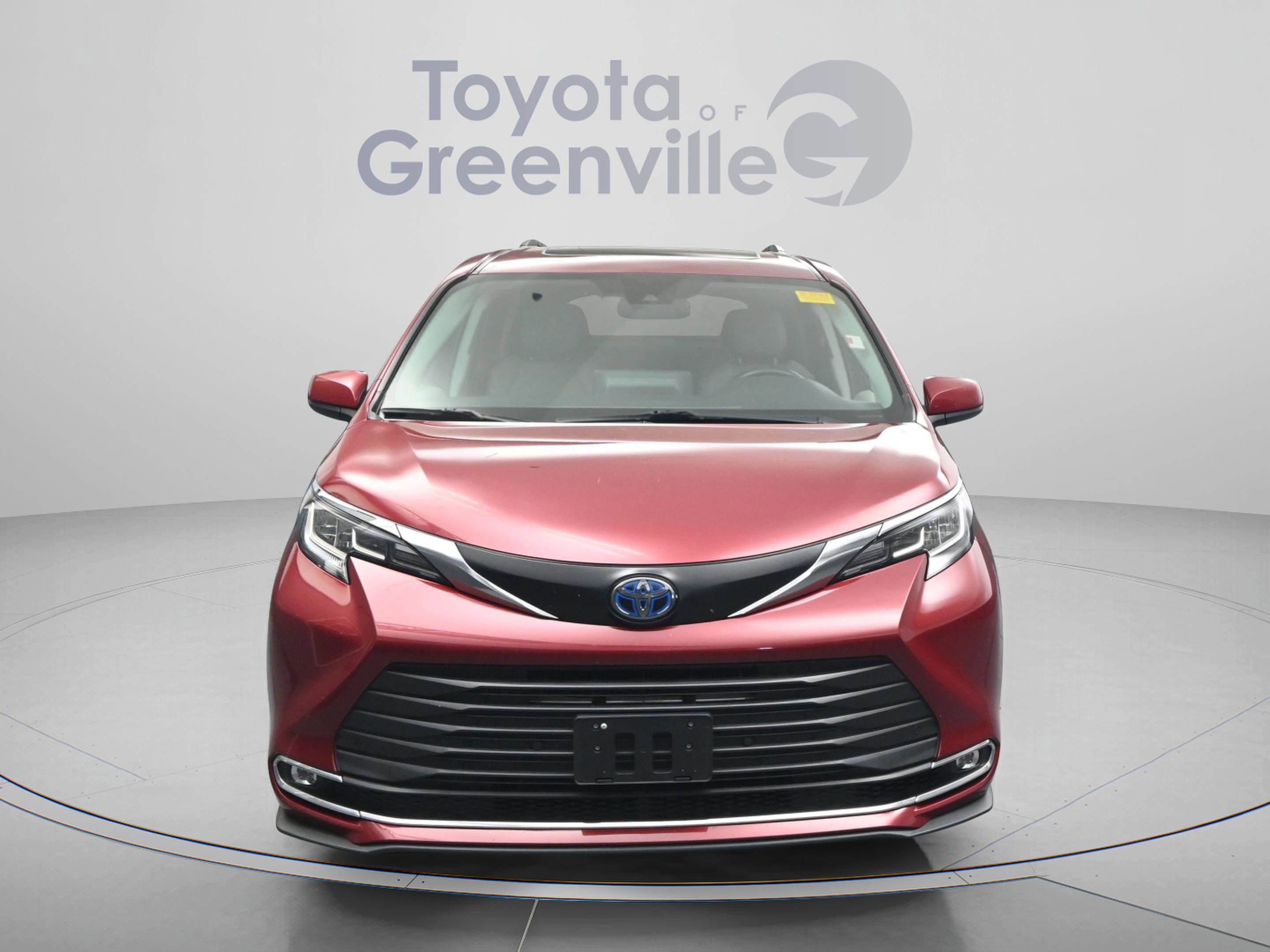 Used 2023 Toyota Sienna XLE image 21