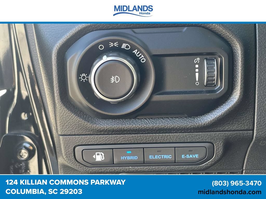 Used 2024 Jeep Wrangler Unlimited AWD/4WD image 17