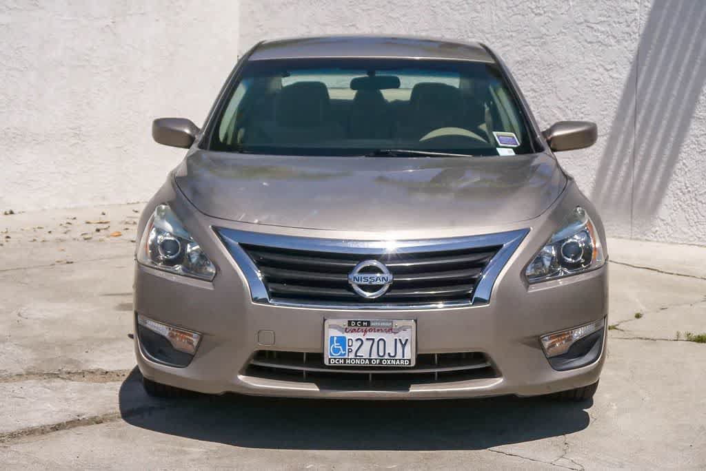 Used 2013 Nissan Altima 2.5 S FWD image 2
