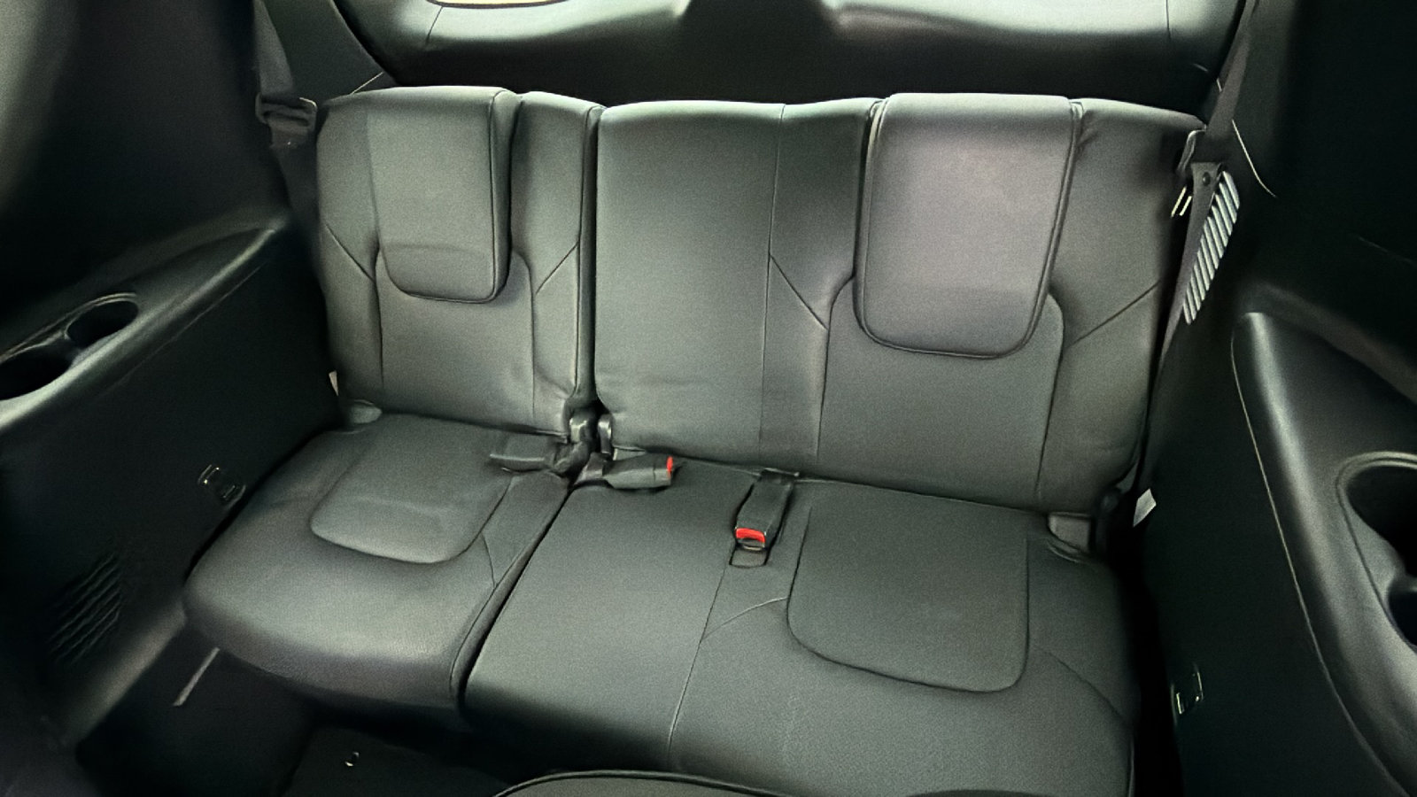 Used 2024 INFINITI QX80 Sensory AWD/4WD image 25