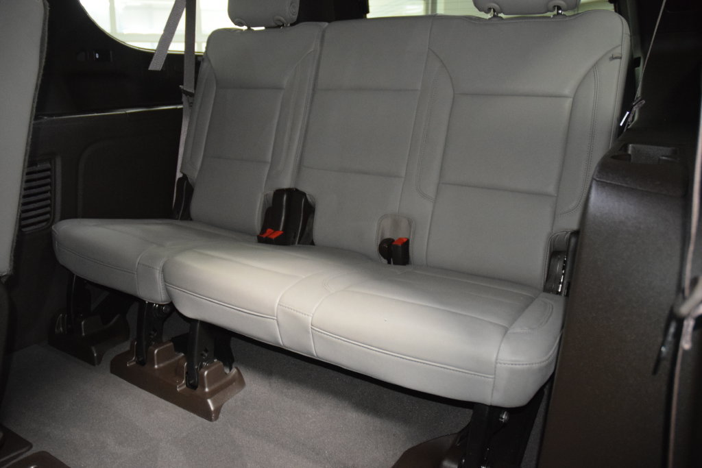 Used 2024 Chevrolet Suburban LT w/ LT Signature Package AWD/4WD image 47