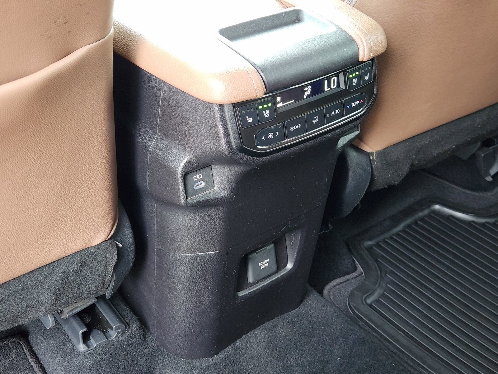 Used 2025 Toyota Grand Highlander AWD image 35