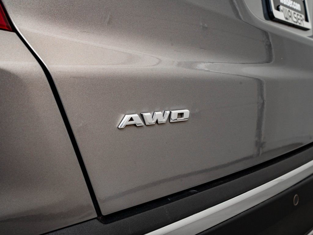 Used 2018 Cadillac XT5 Platinum w/ Driver Assist Package image 20