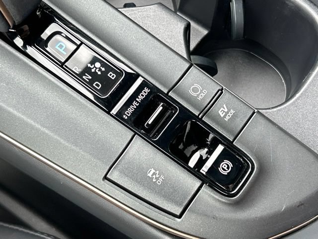 Used 2023 Toyota Crown AWD/4WD image 72