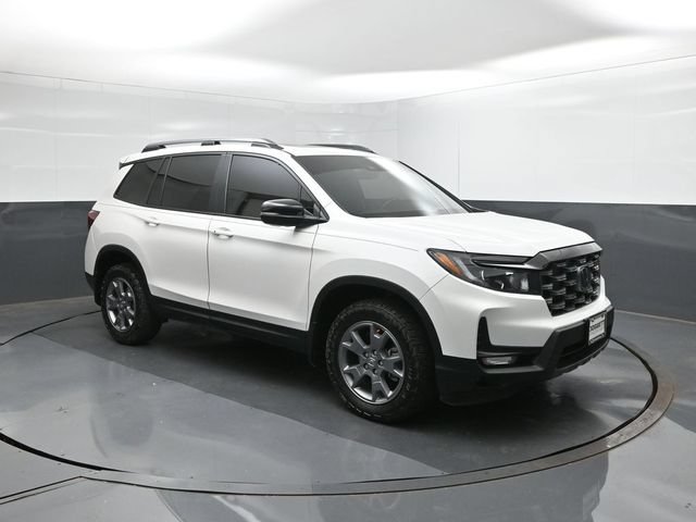 Certified 2025 Honda Passport TrailSport image 26
