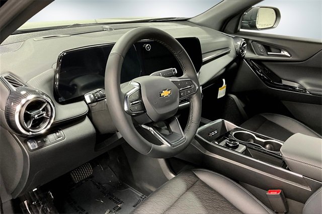 New 2026 Chevrolet Equinox LT w/ Convenience Package II image 7