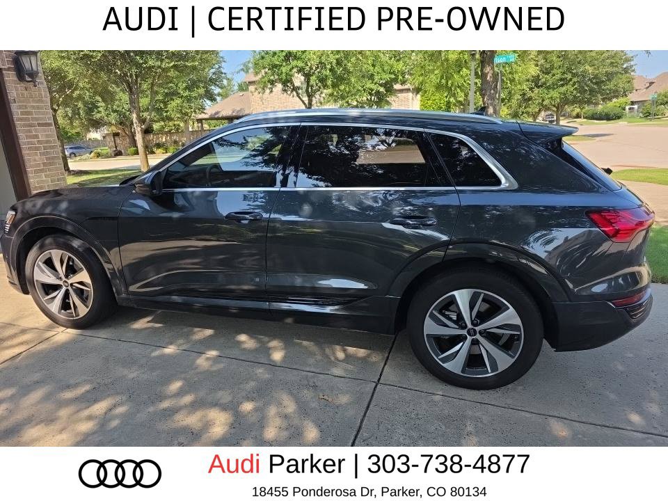 Used 2024 Audi Q8 e-tron Premium Plus w/ Premium Plus Package AWD/4WD image 3