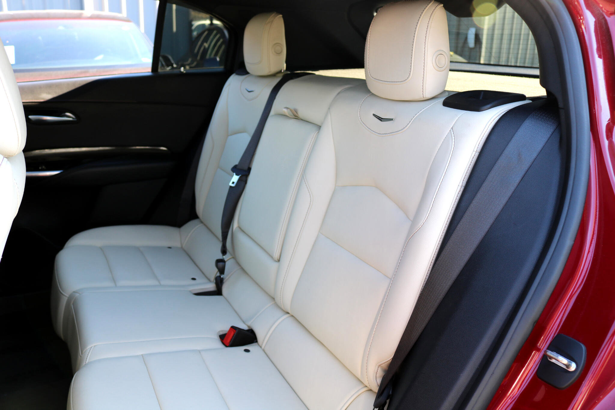 Used 2019 Cadillac XT4 Sport image 32