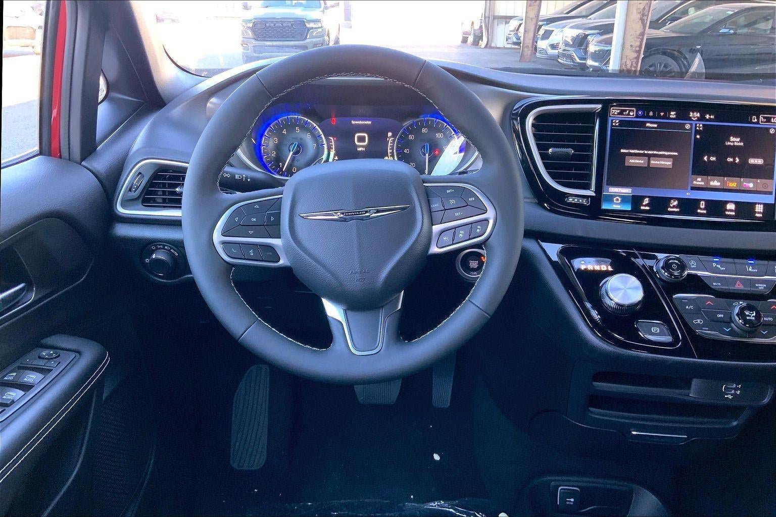 New 2026 Chrysler Voyager LX FWD image 13