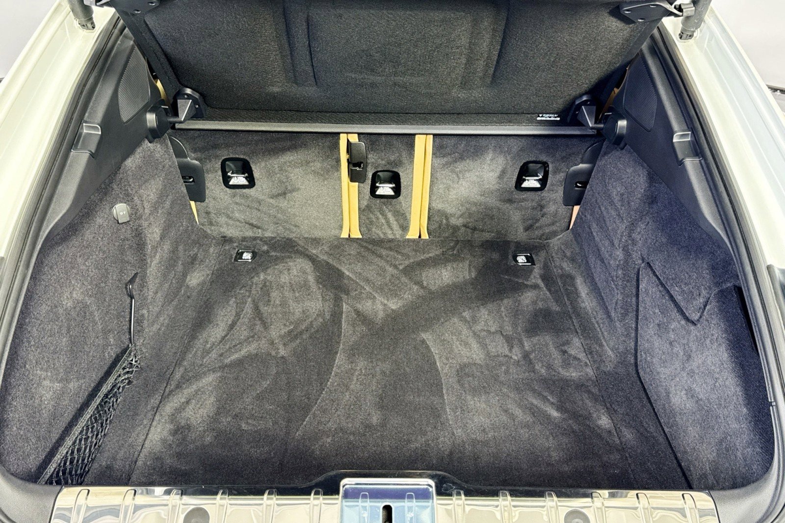 Used 2023 Porsche Panamera 4 w/ Premium Package image 25