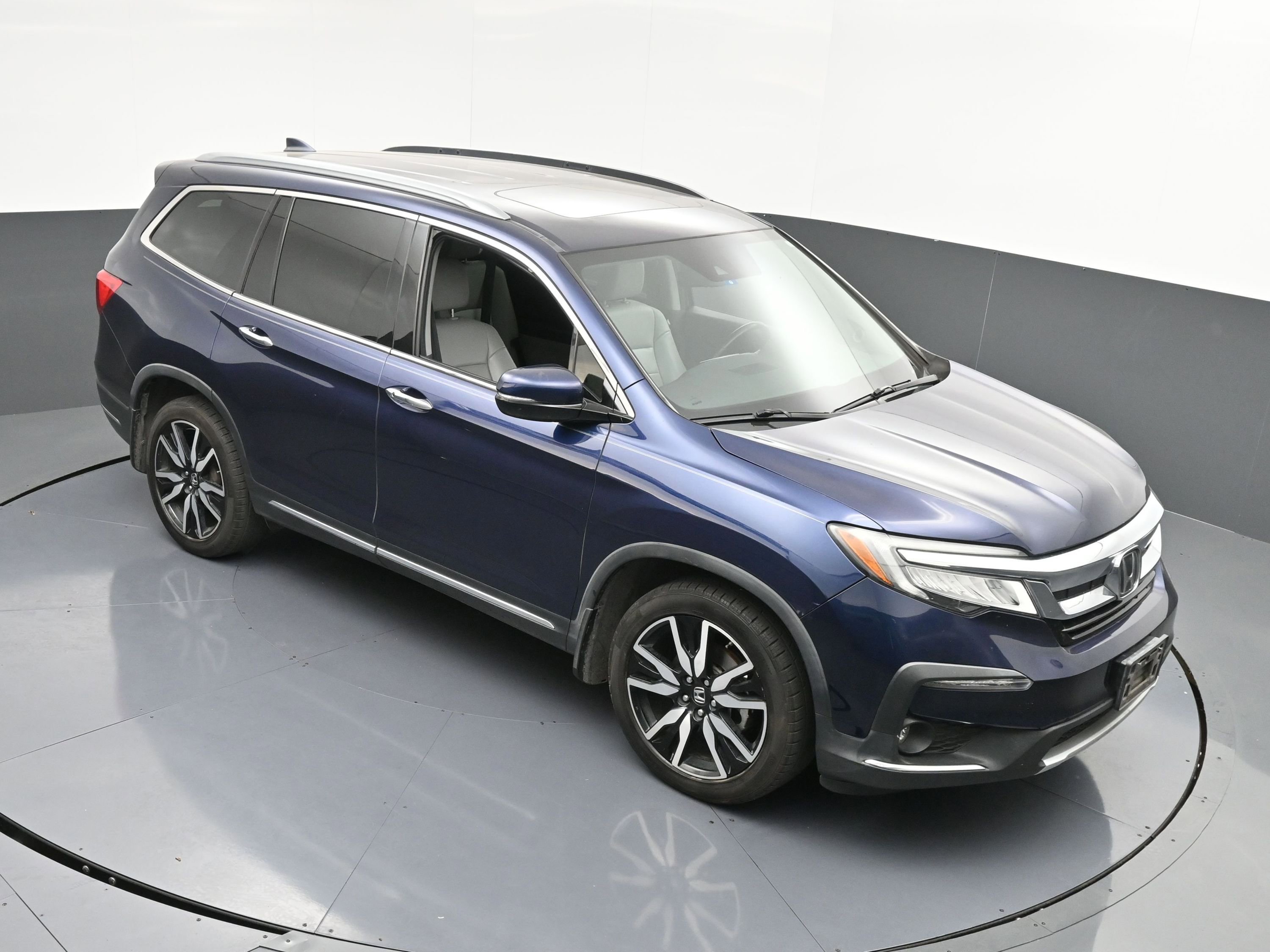 Used 2019 Honda Pilot Touring image 30