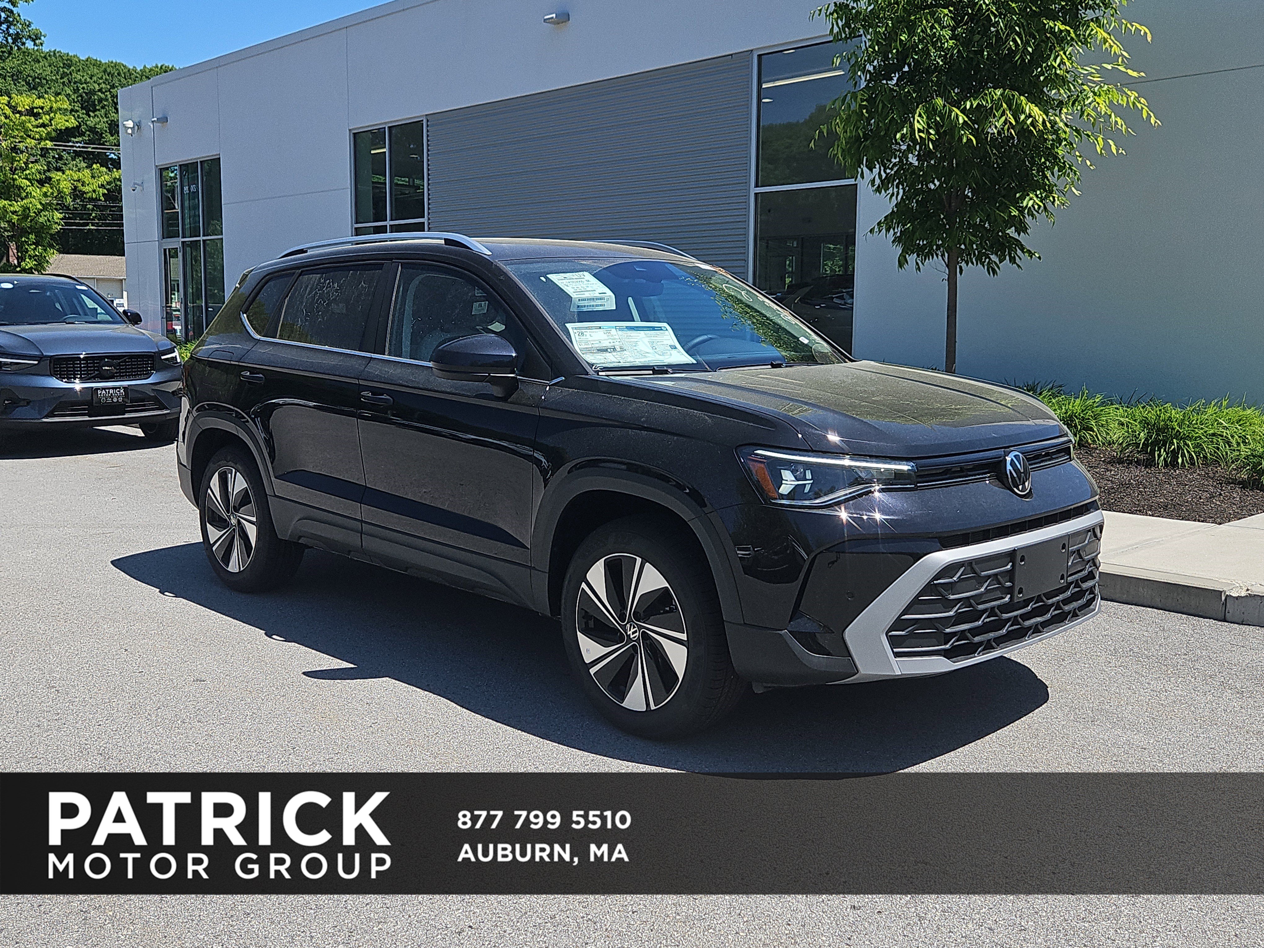 New 2026 Volkswagen Taos SE AWD/4WD image 1