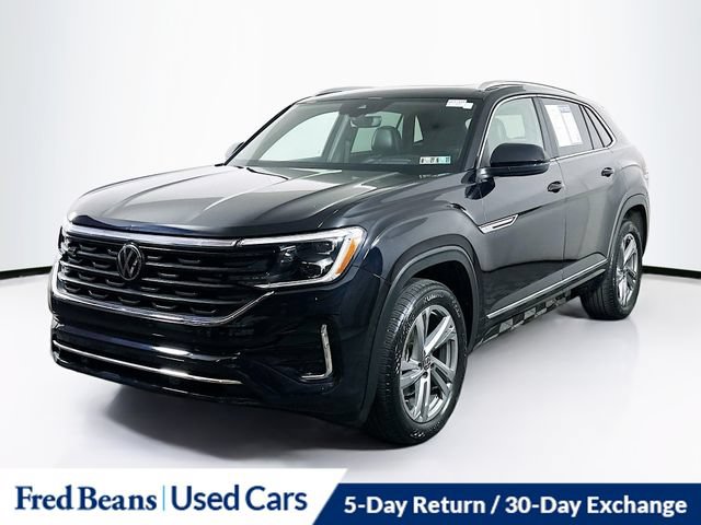 Used 2024 Volkswagen Atlas Cross Sport SEL R-Line AWD/4WD image 3