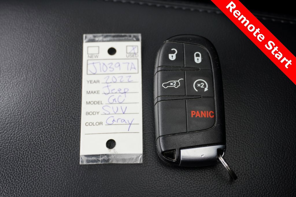 Used 2022 Jeep Grand Cherokee Laredo X image 40