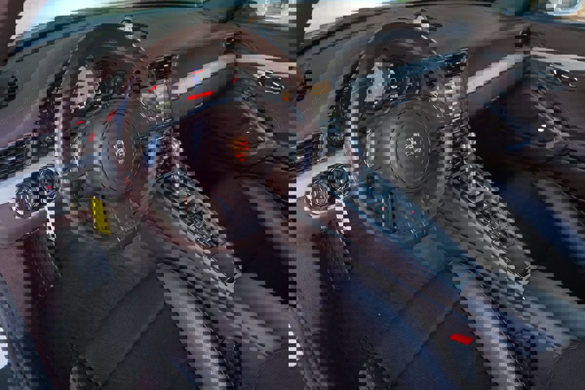 Used 2014 Porsche 911 Carrera S image 14