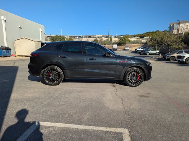 Used 2023 Maserati Levante Modena S image 4