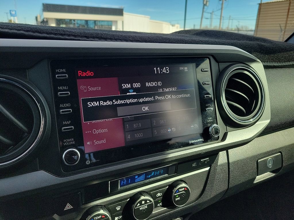 Used 2023 Toyota Tacoma TRD Sport image 16