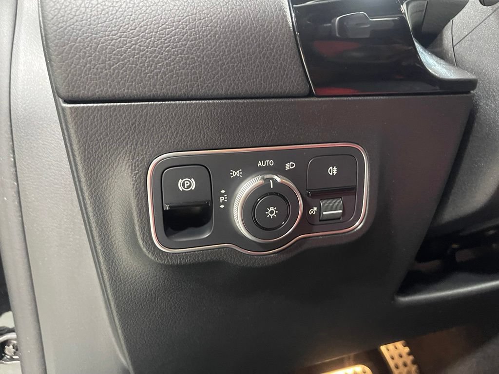 Certified 2023 Mercedes-Benz GLA 35 AMG 4MATIC image 19