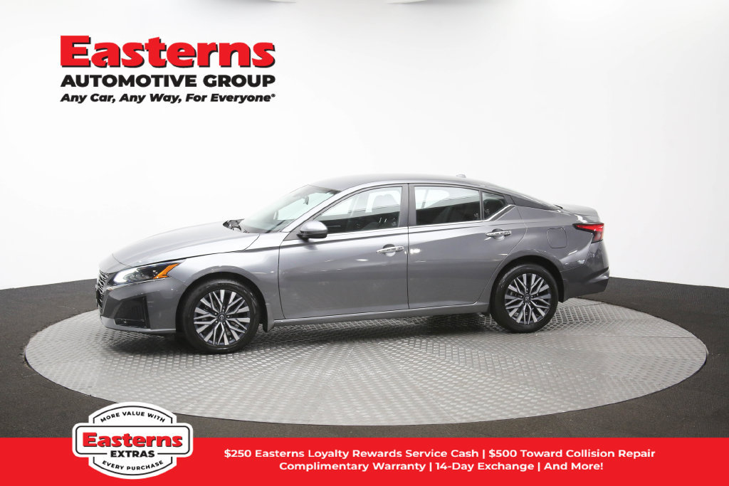 Used 2023 Nissan Altima 2.5 SV AWD/4WD image 59