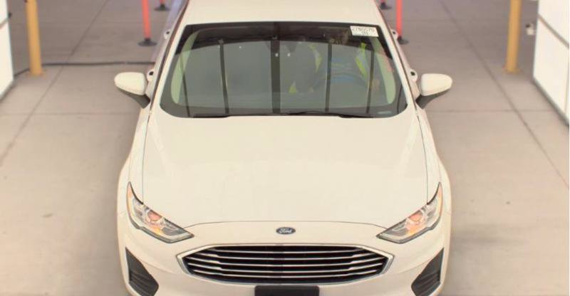 Used 2020 Ford Fusion SE FWD image 5