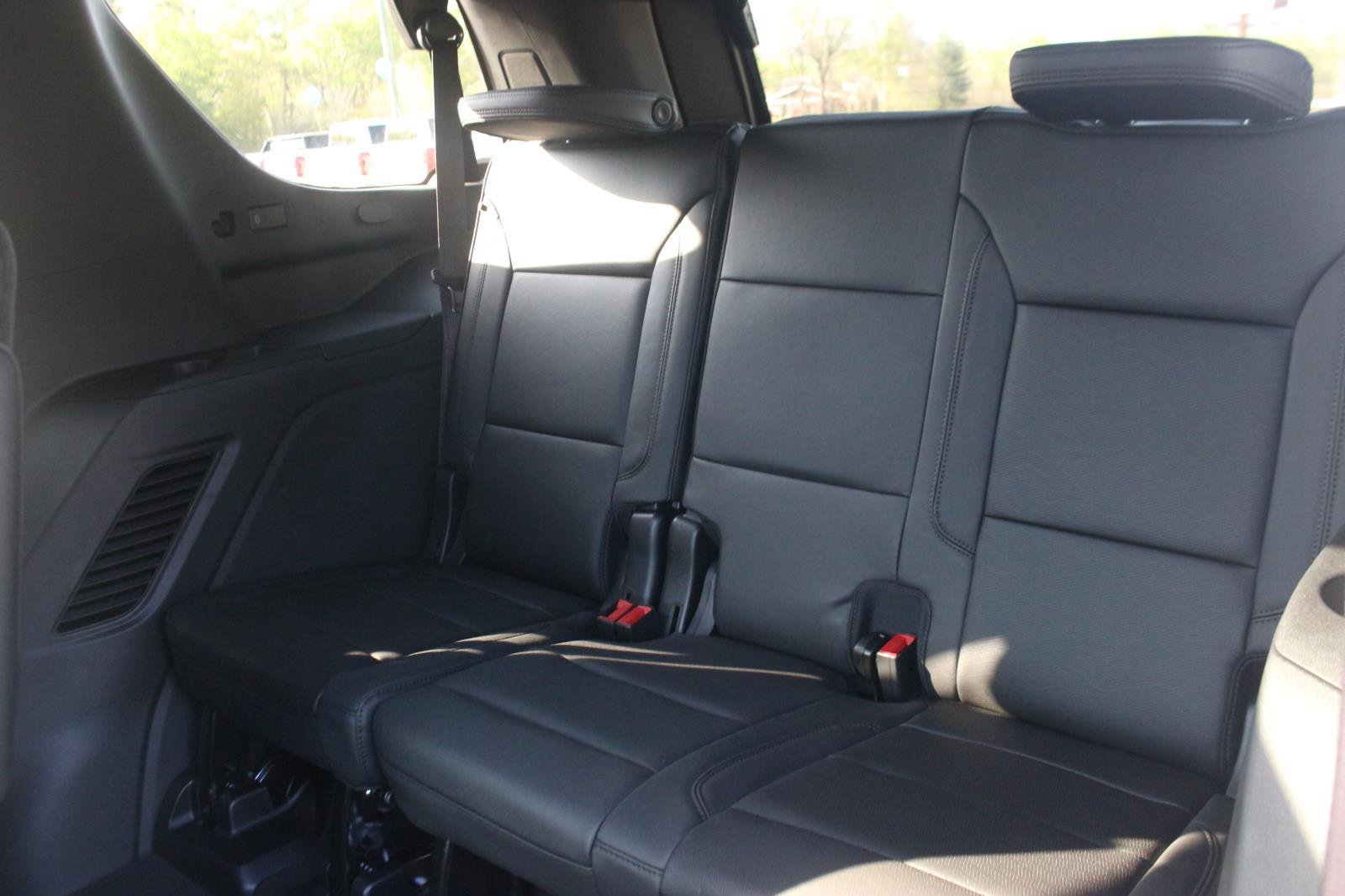 Used 2024 Chevrolet Tahoe High Country w/ Premium Package AWD/4WD image 35