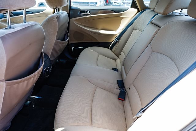 Used 2013 Hyundai Sonata Hybrid FWD image 16
