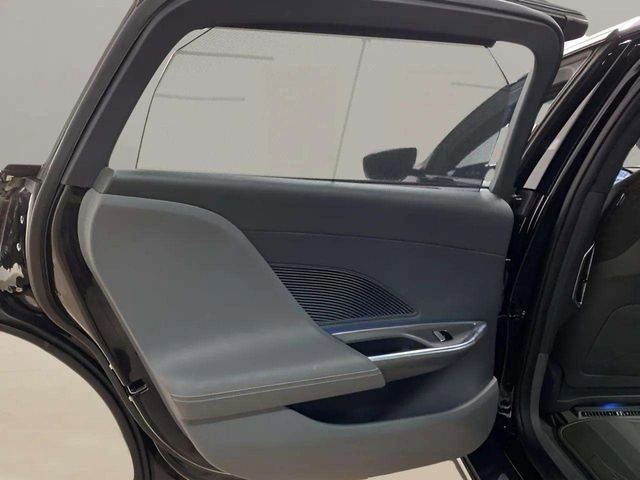Used 2022 Lucid Air Grand Touring image 64