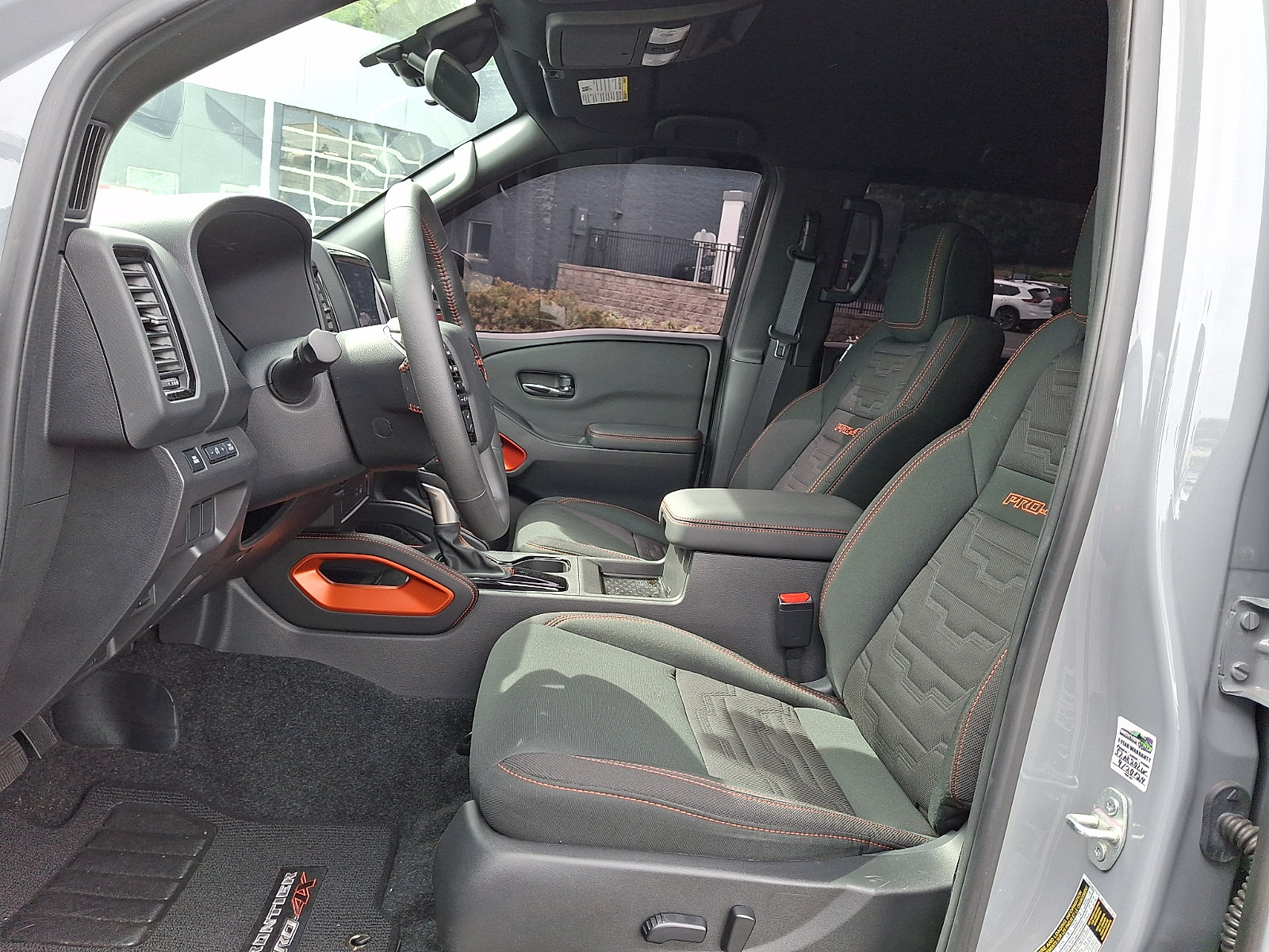 Certified 2024 Nissan Frontier PRO-4X w/ Off-Road Protection Package AWD/4WD image 13
