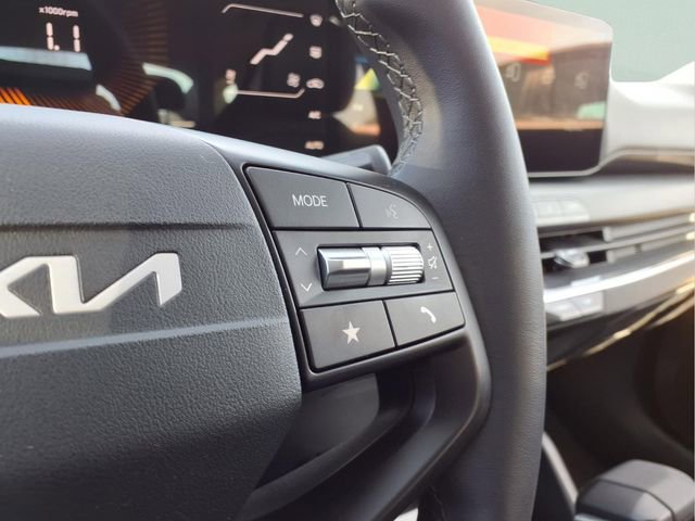 New 2026 Kia K4 EX FWD image 10