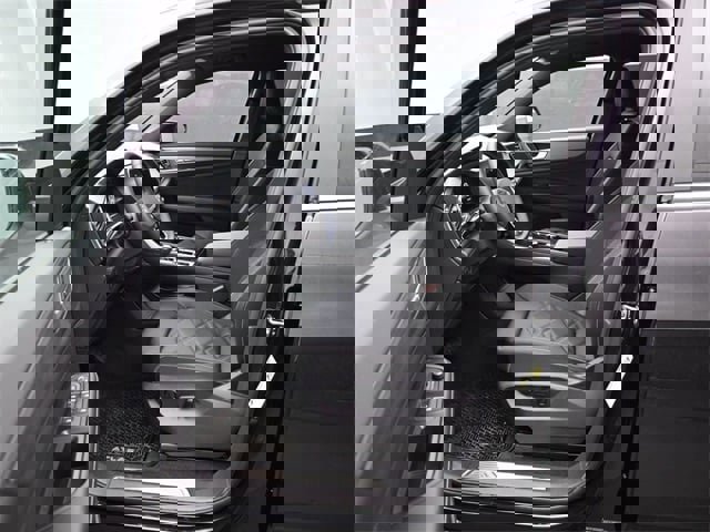 New 2026 Volkswagen Atlas Cross Sport SE image 9