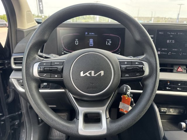 Used 2024 Kia Sportage LX FWD image 23