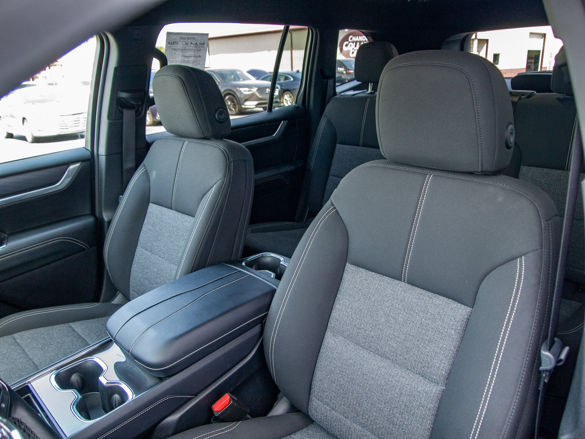 Used 2025 GMC Acadia Elevation FWD image 23
