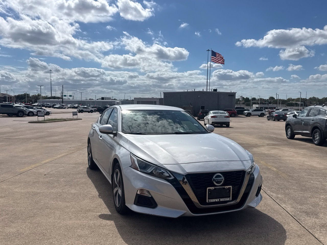 Used 2020 Nissan Altima 2.5 S w/ Driver Assist Package FWD image 4