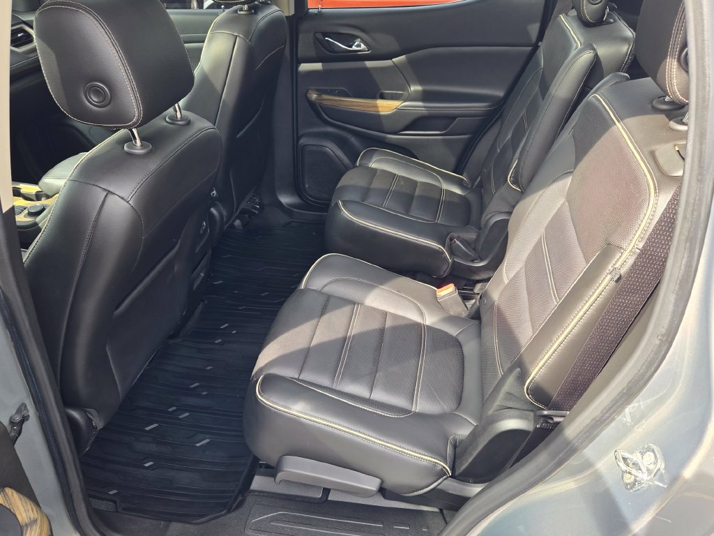 Used 2019 GMC Acadia Denali w/ Technology Package AWD/4WD image 28