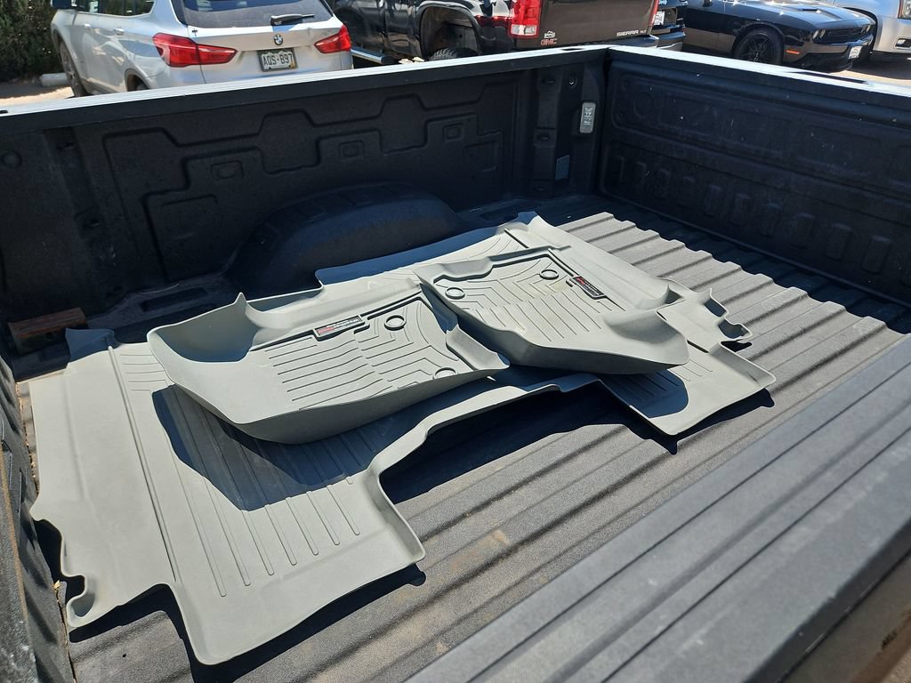 Used 2020 Chevrolet Silverado 2500 Custom w/ Custom Value Package AWD/4WD image 23