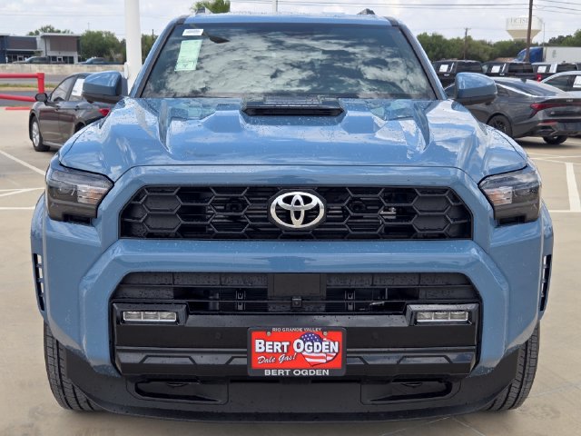 Used 2026 Toyota 4Runner TRD Sport Premium AWD/4WD image 2