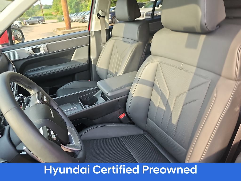 Used 2025 Hyundai Santa Fe SEL FWD image 14