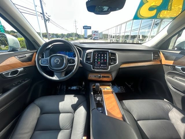 Used 2023 Volvo XC90 B6 Plus AWD/4WD image 17