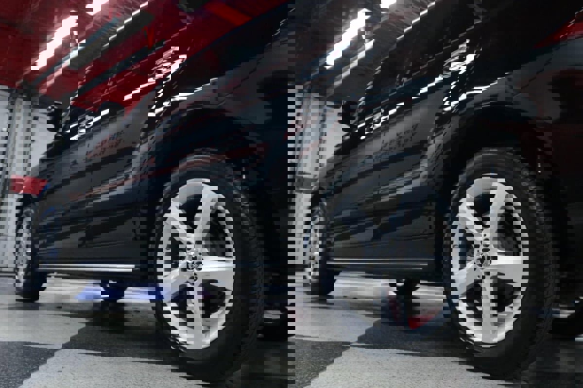 Used 2018 Mercedes-Benz GLE 350 4MATIC SUV w/ Premium 1 Package image 42