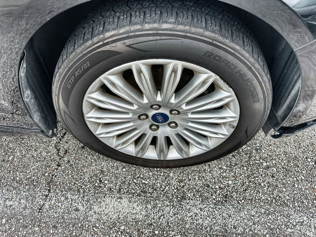 Used 2014 Ford Fusion SE w/ Equipment Group 502A FWD image 6