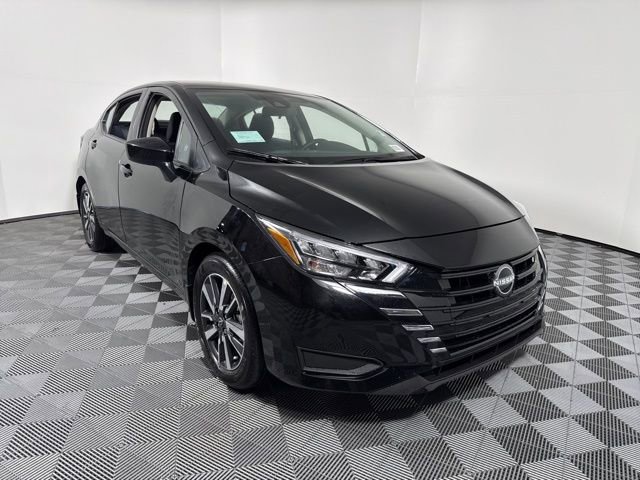 Used 2025 Nissan Versa SV w/ Trunk Package image 9