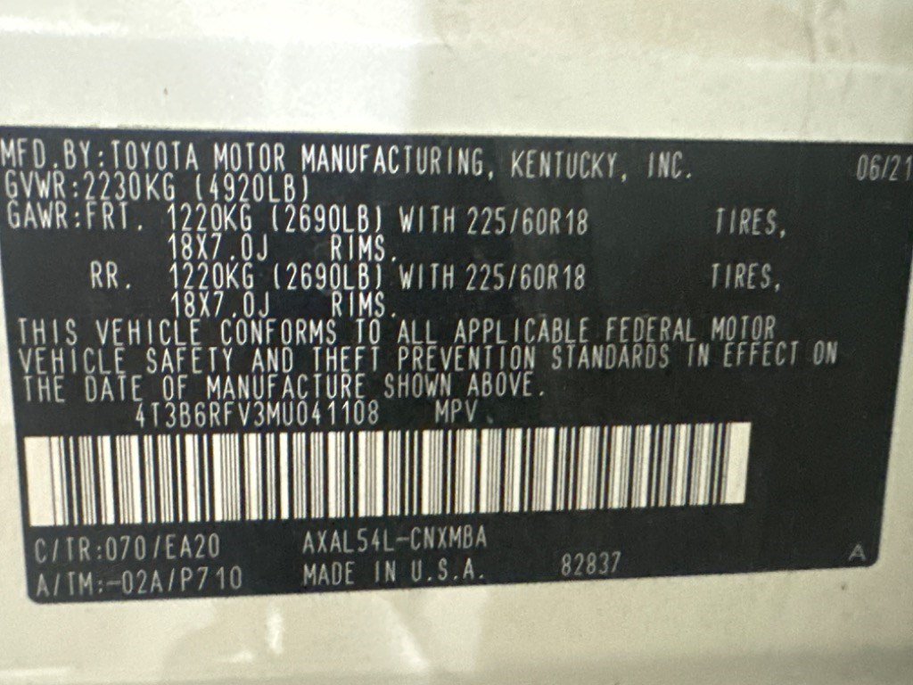 Used 2021 Toyota RAV4 XLE Premium AWD/4WD image 5