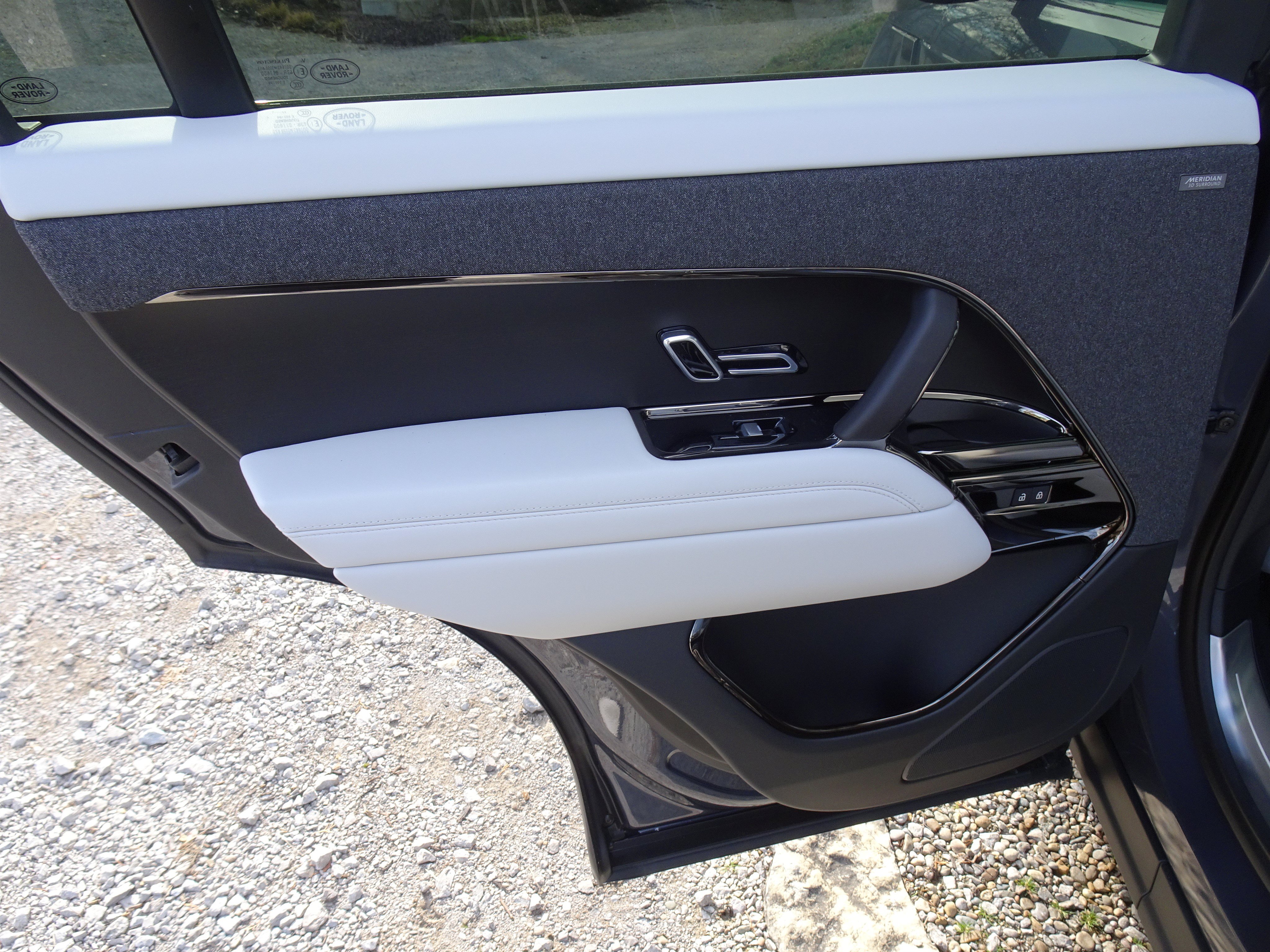 Certified 2026 Land Rover Range Rover Sport SE AWD/4WD image 20