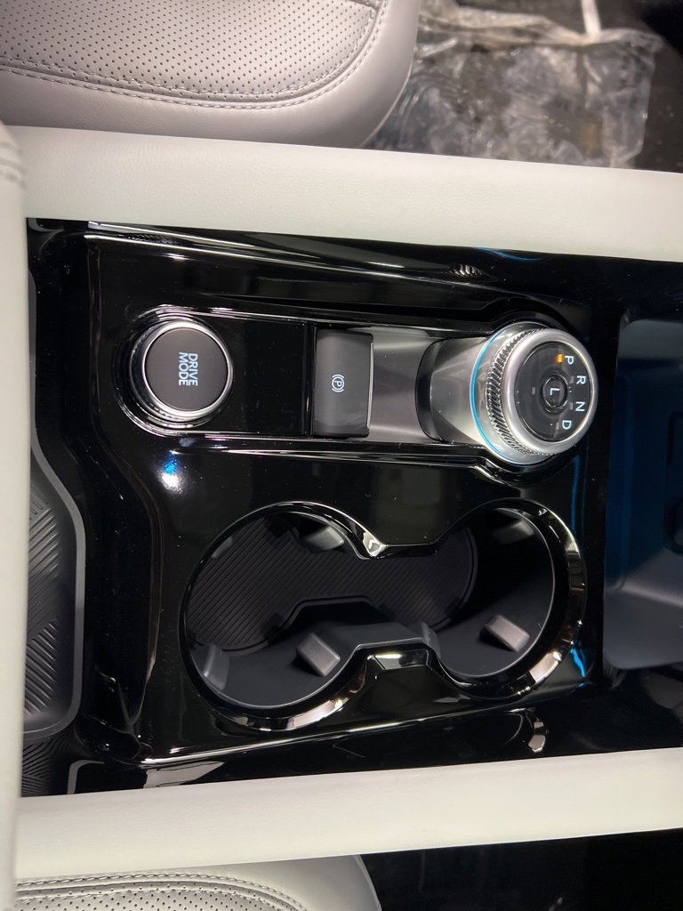 New 2026 Ford Explorer Platinum w/ LUX Leather Package image 16