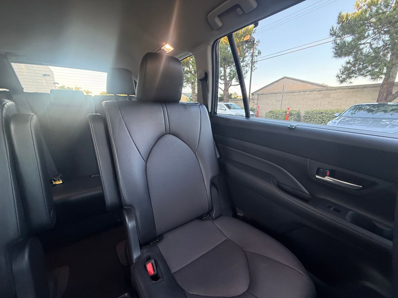 Used 2025 Toyota Grand Highlander FWD image 34