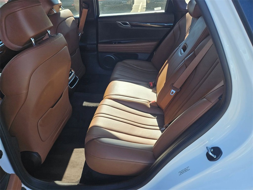 Used 2023 Genesis G80 2.5T image 26