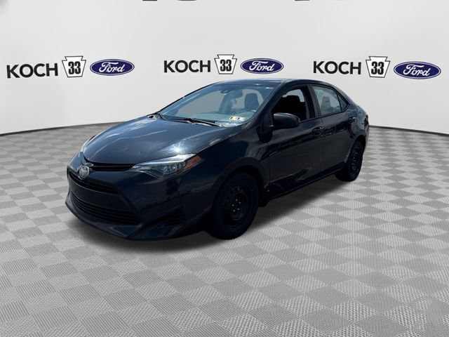 Used 2018 Toyota Corolla LE w/ Carpet Mat Package (TMS) FWD image 3