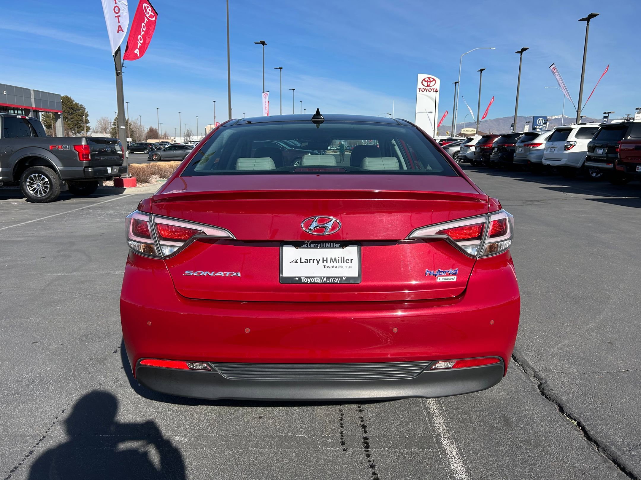 Used 2016 Hyundai Sonata Limited w/ Option Group 02 image 4